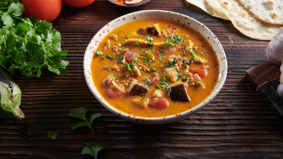 Tikka masala sriuba su kokosų pienu ir daržovėmis