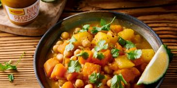https://www.maggi.lt/sites/default/files/styles/ln_search_recipe_resultdesktop/public/srh_recipes/6a4ce319b5225f2e1a2cd132ae023f0f.jpg?h=99d542f5&itok=1tUtNh5d